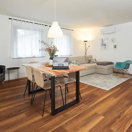 La Casa Di Riva Lägenhet Exteriör bild